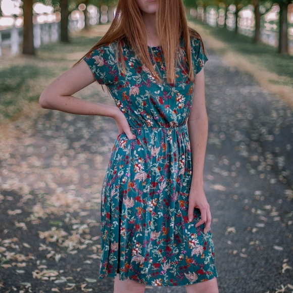 Flowy Summer Dress - Picture 1 of 1